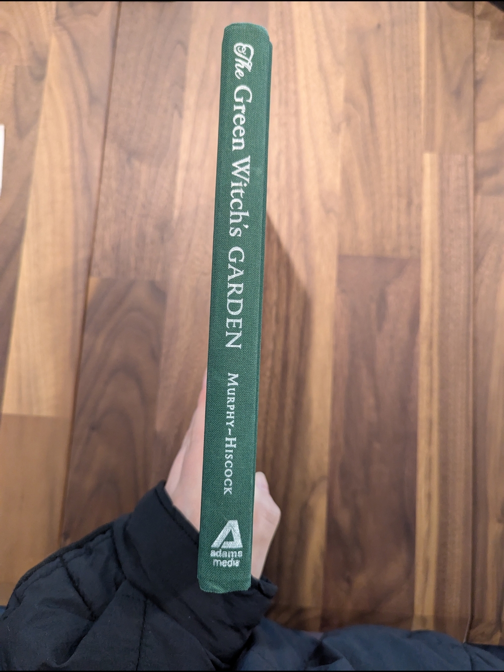 The Green Witch's Garden Hardcover Book - Beige & Green Botanical Cover - Picture 4 of 10